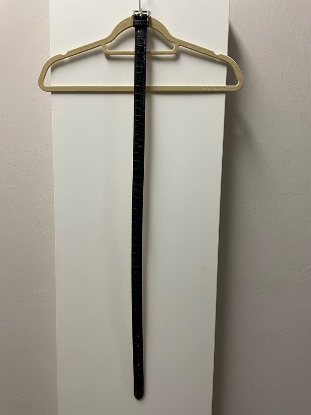 Perry Ellis Black Faux-Croc Belt Hanger